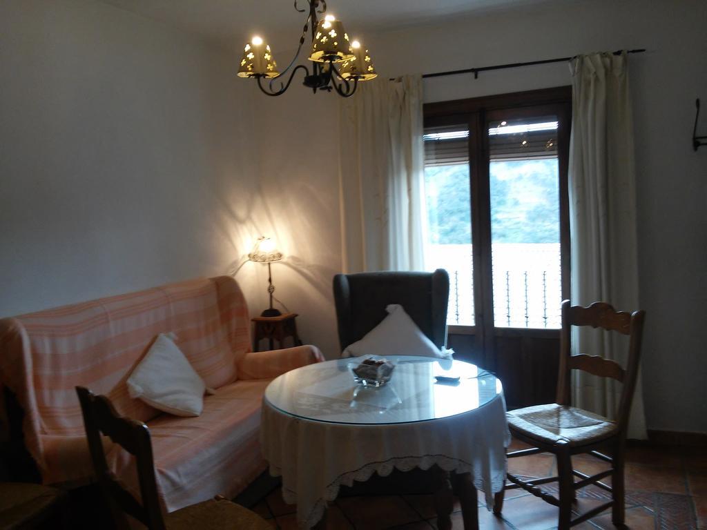 Apartamentos Rurales Jardines Del Visir Genalguacil Exterior photo
